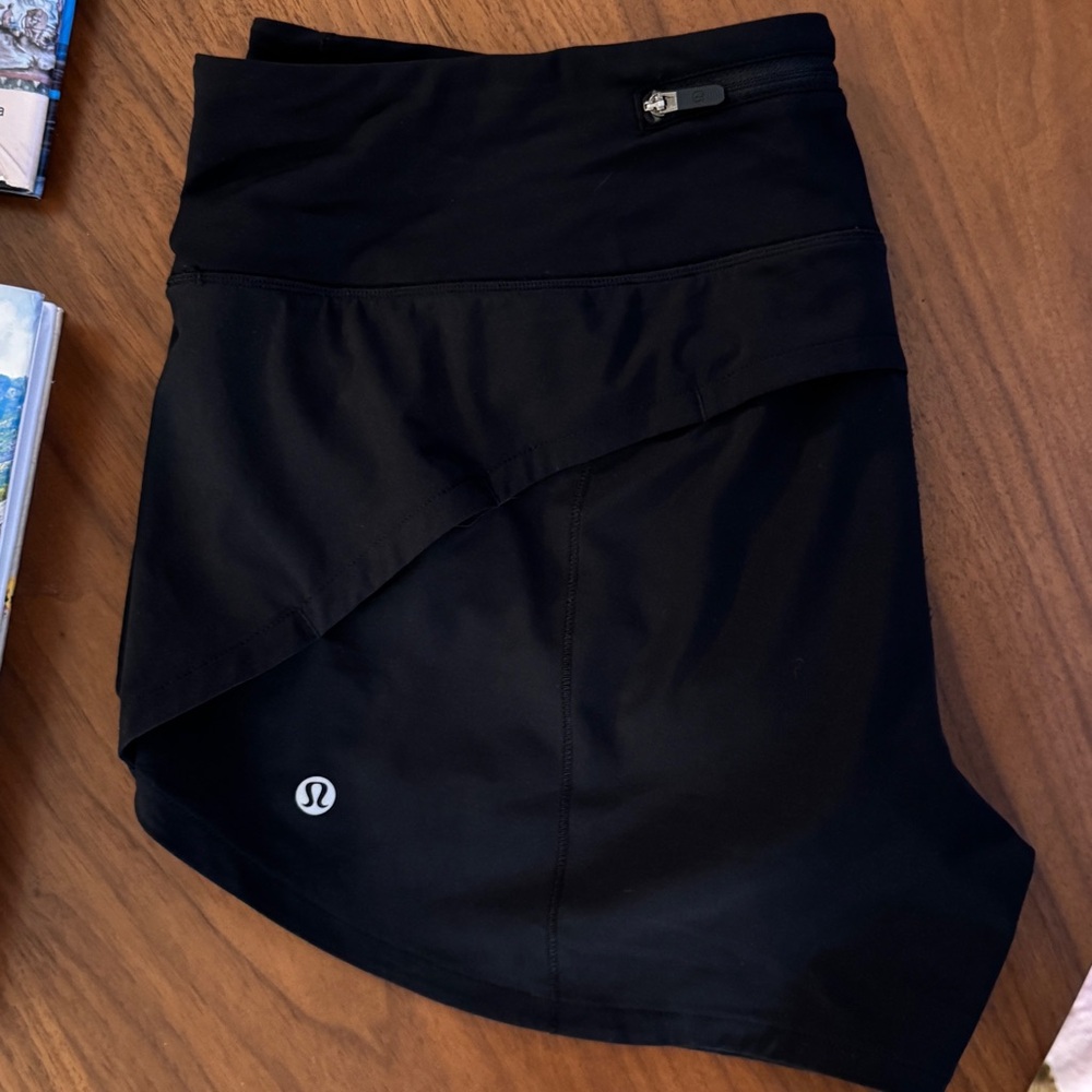 Lululemon speed up short 4” Black size 10